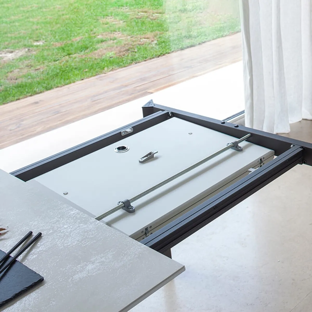 Teorema - Table de salle à manger extensible en céramique — vue 3