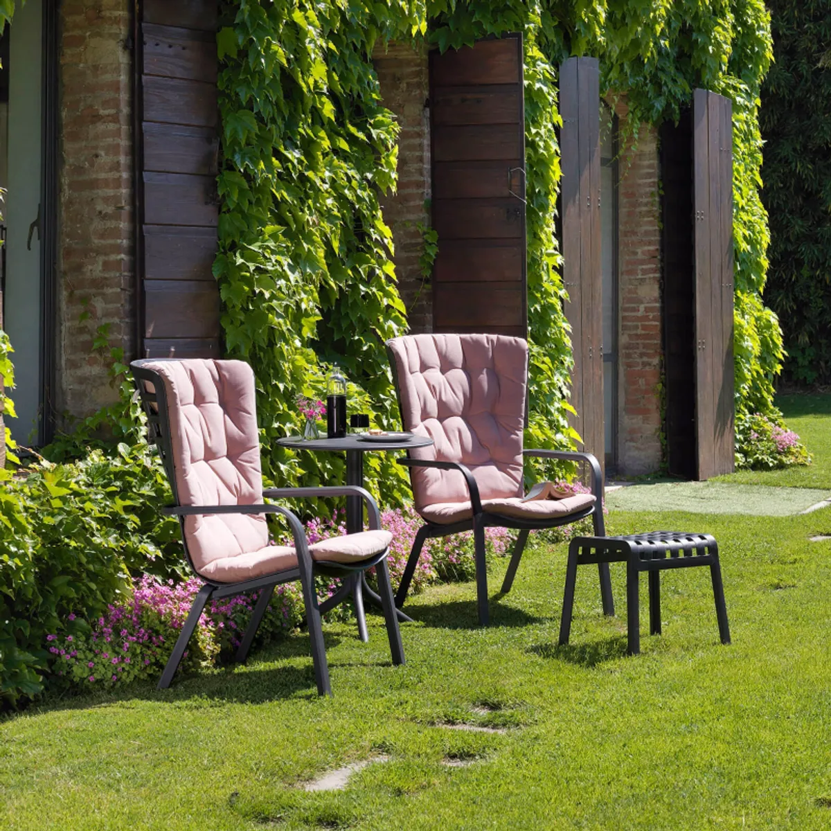Folio - Fauteuil de jardin réglable et empilable en polypropylène design — vue 4
