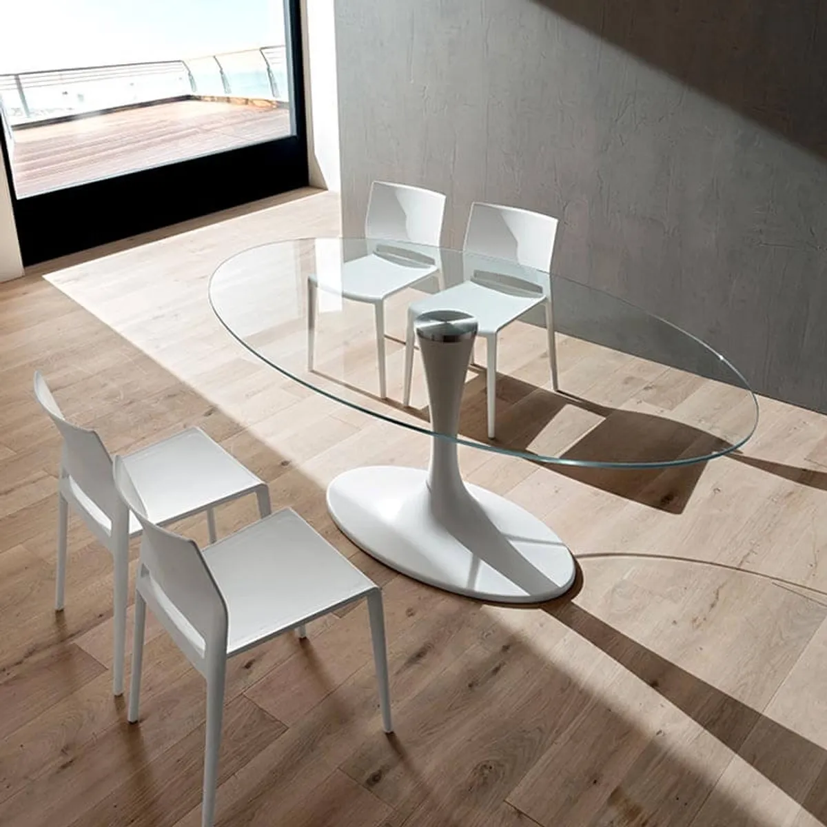 Ruud - Table design ovale en verre pied tulipe — vue 4