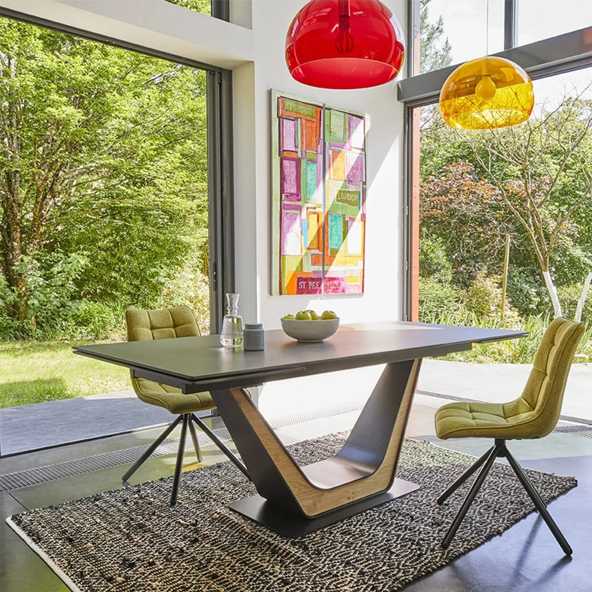 Comet - Table design en céramique avec allonges pied central