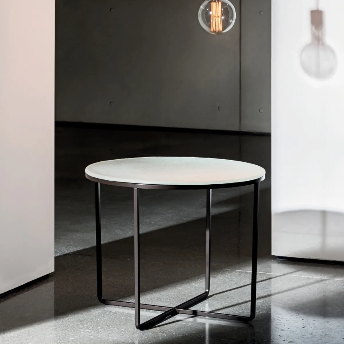 Piktor Sovet® - Table basse ronde en verre — vue 5
