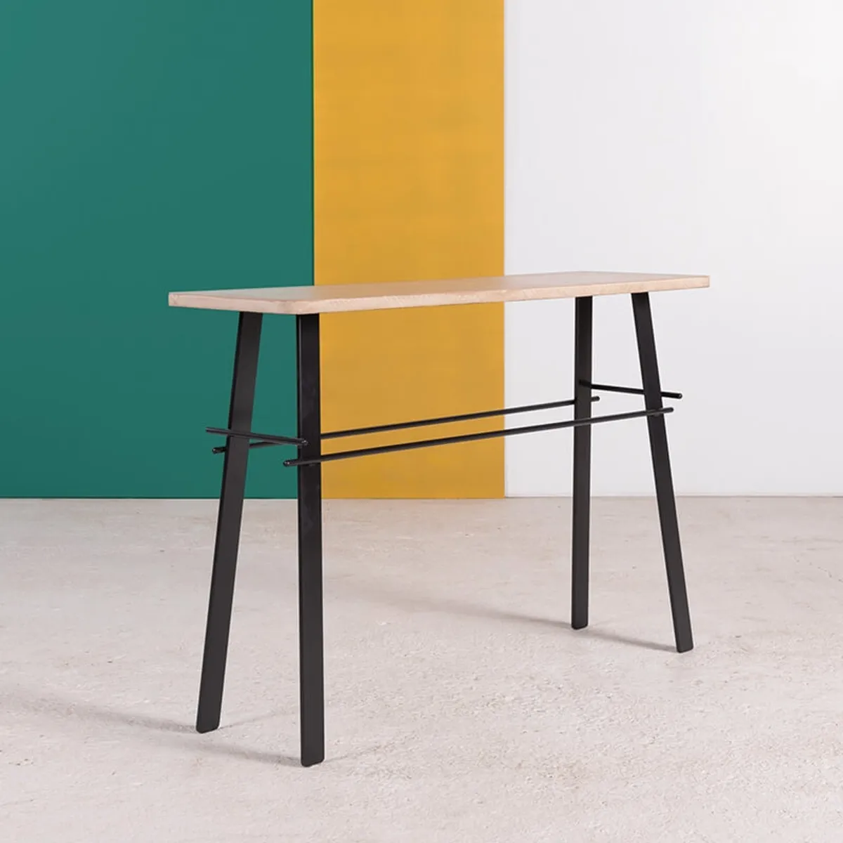 Svelte - Console design industriel made in France en béton ciré et métal