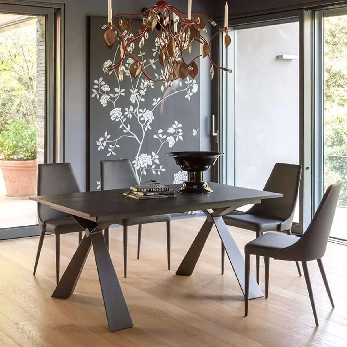 Delta - Table design italienne extensible en mélaminé et pieds en X