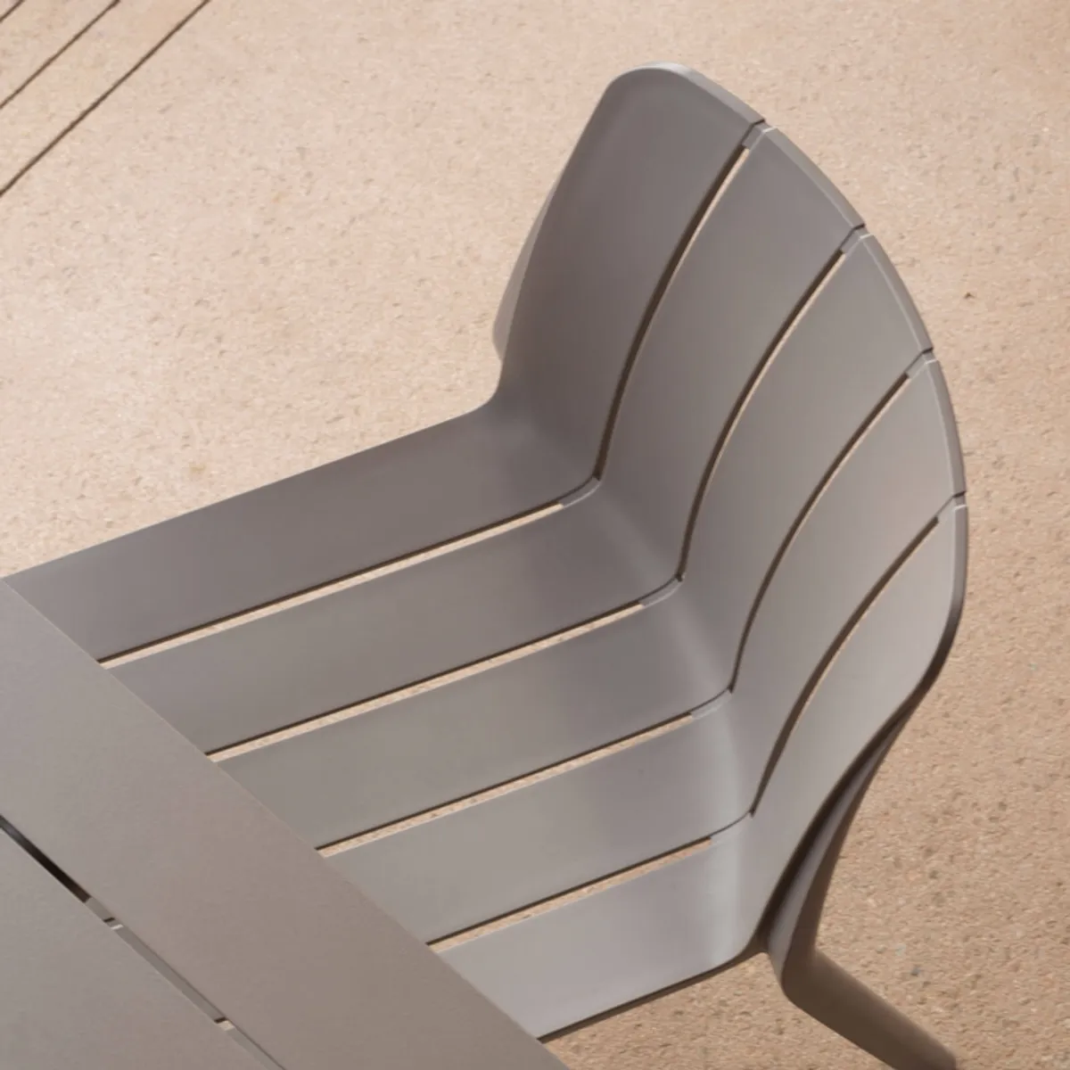 Tiberina - Chaise de jardin empilable en polypropylène — vue 5