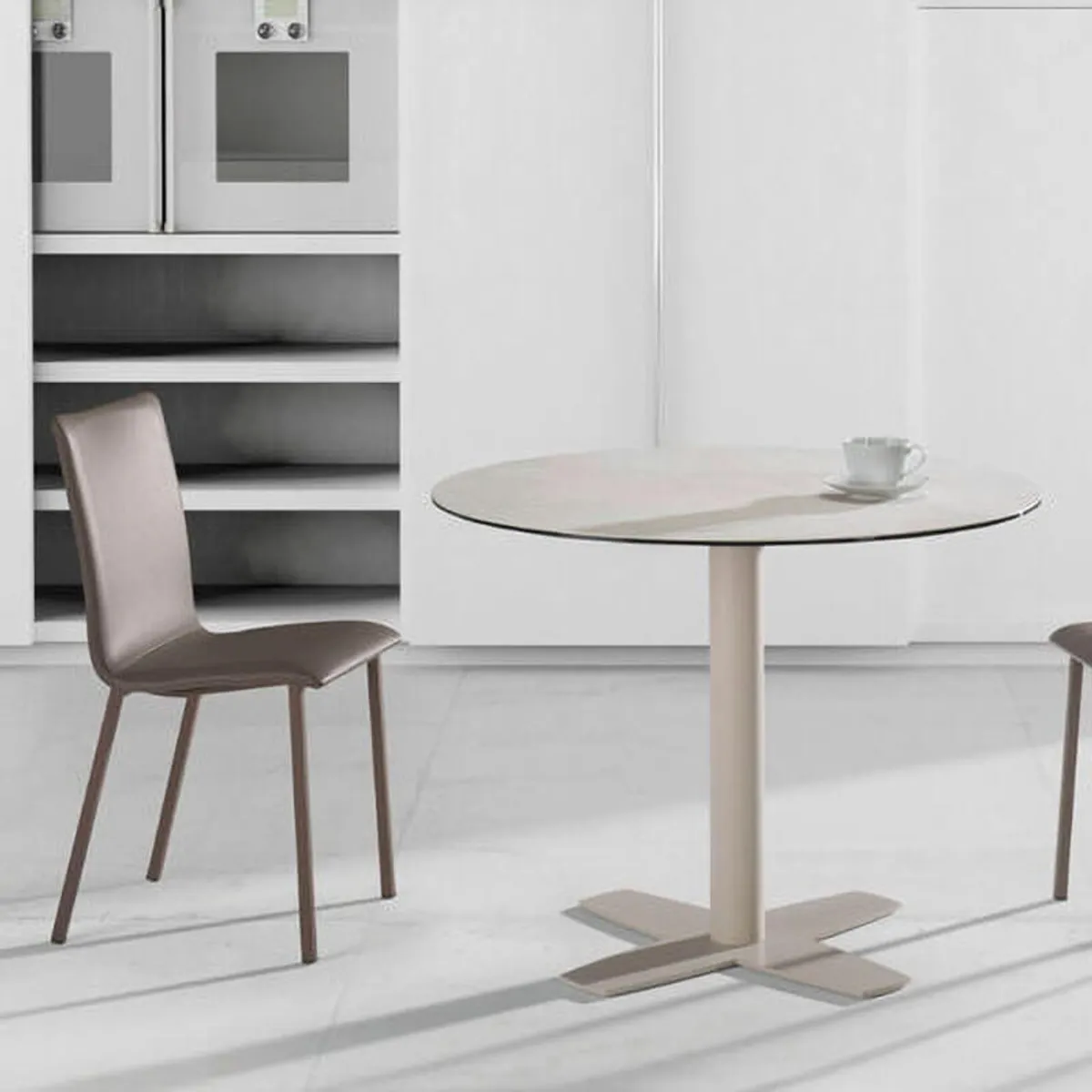 Siero Mobliberica® - Chaise contemporaine en simili avec pieds en métal — vue 4