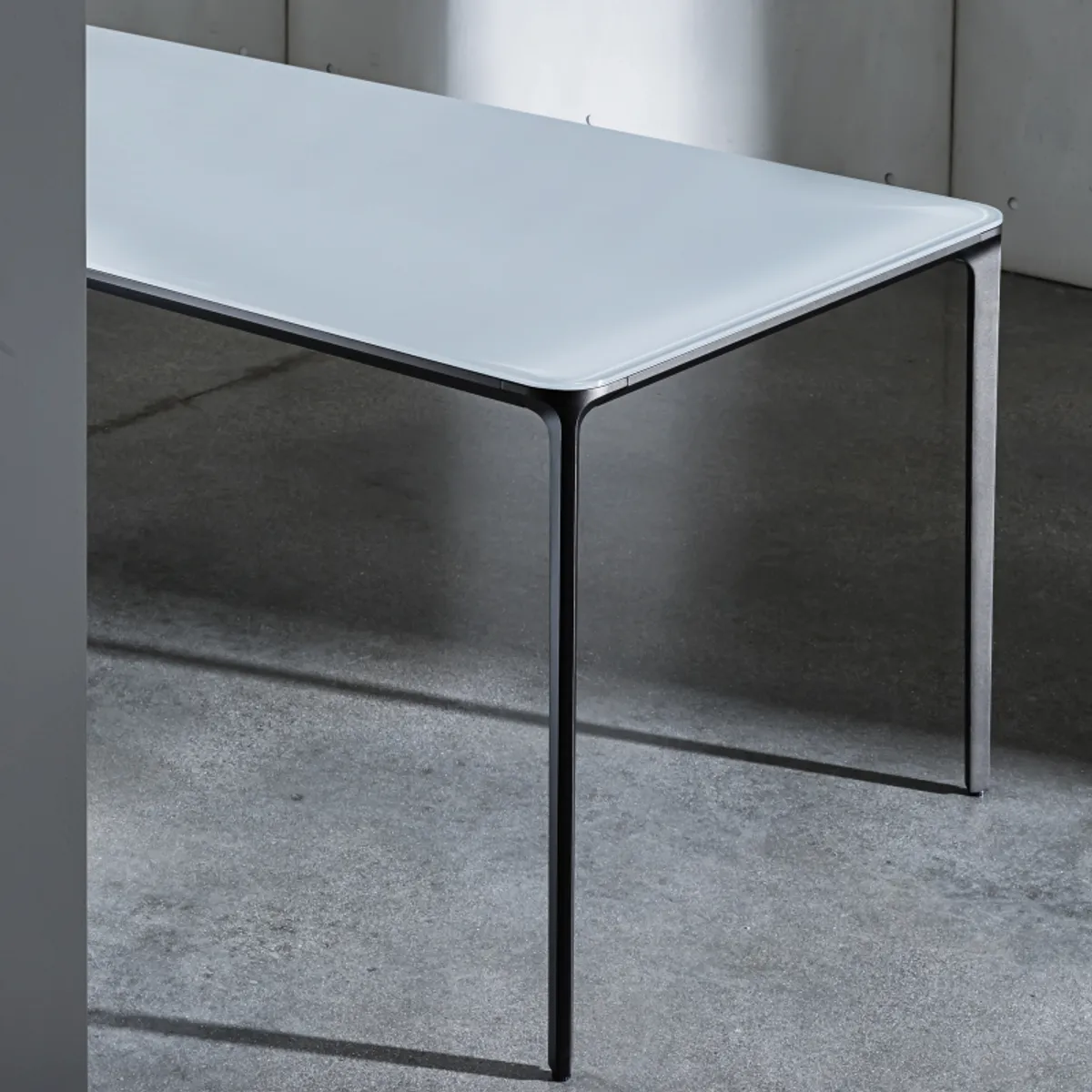 Slim Sovet® - Table design rectangulaire en verre — vue 4