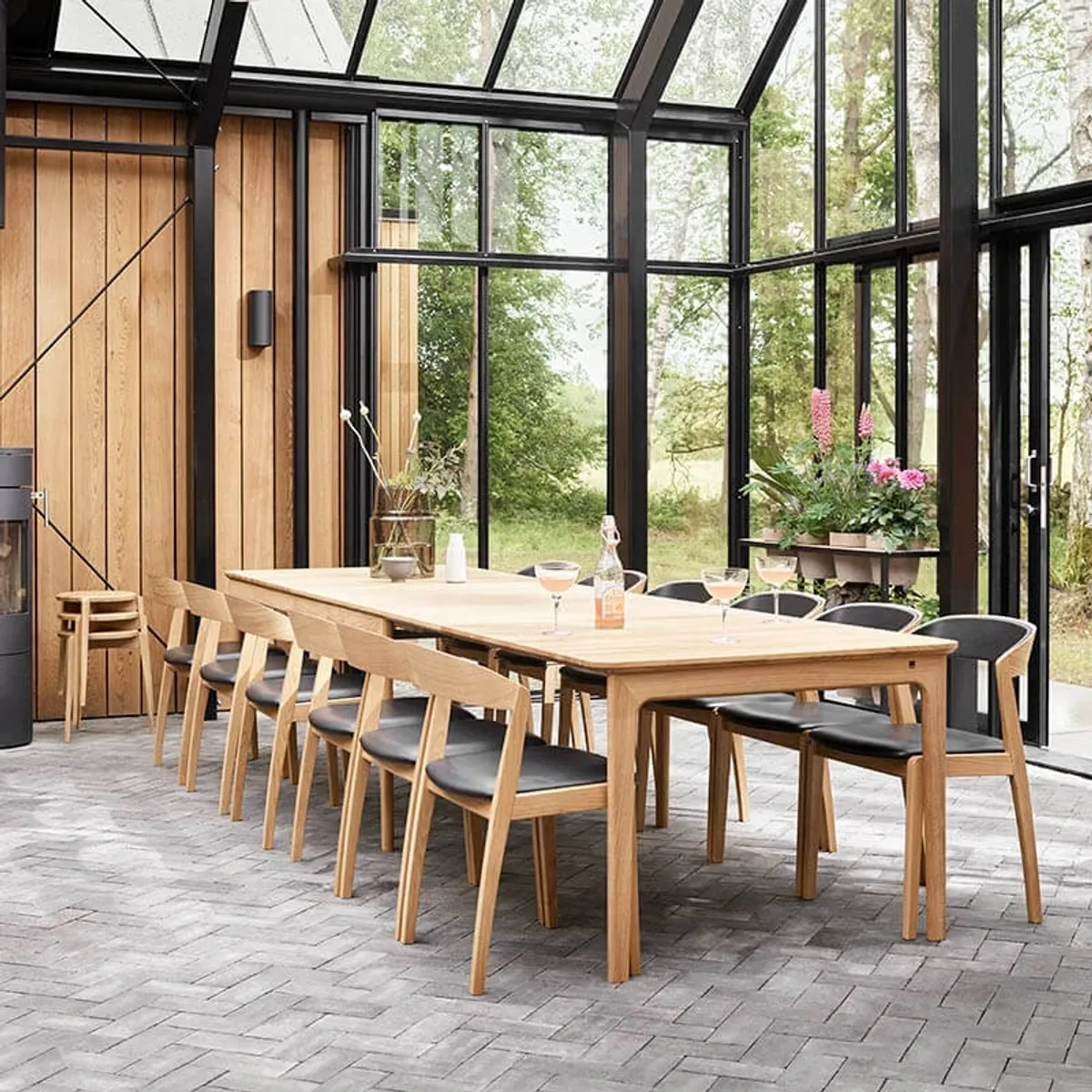 SM26/27 - Table scandinave extensible en bois massif de fabrication danoise — vue 4