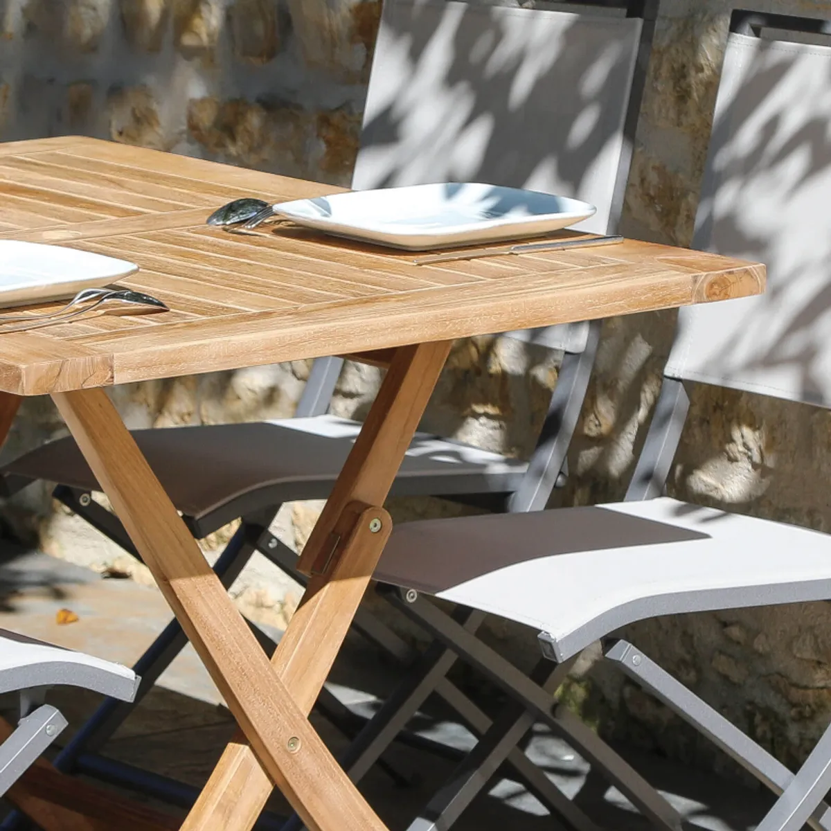 Tanama - Table de jardin rectangulaire pliante en teck massif — vue 3