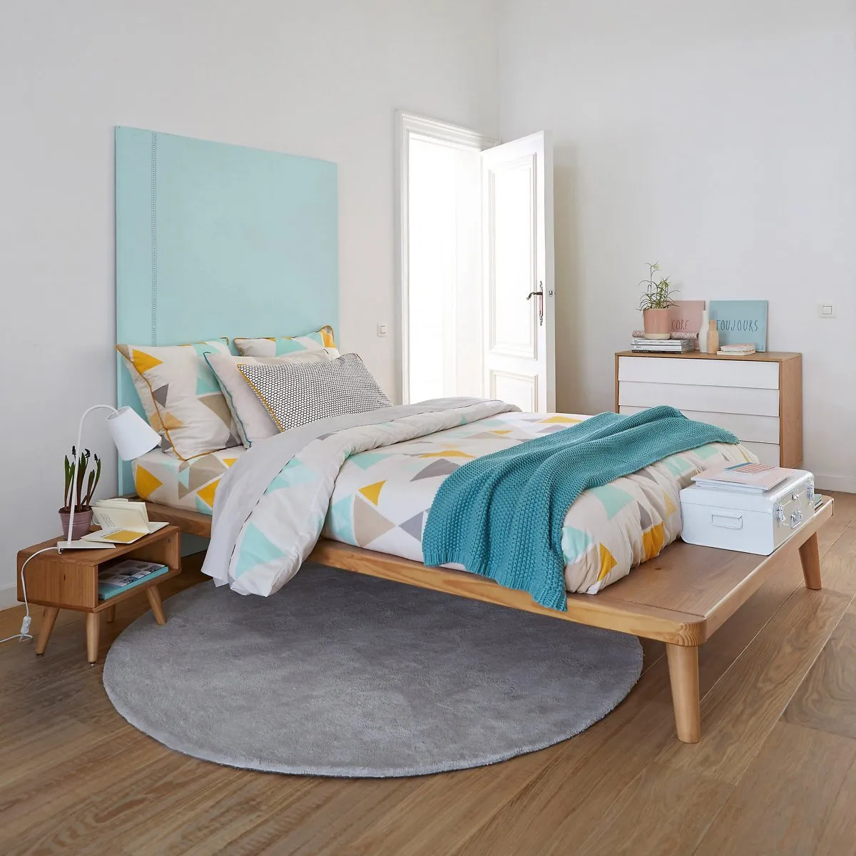 Lit Plateforme Pin Massif + Sommier, Jimi — vue 3
