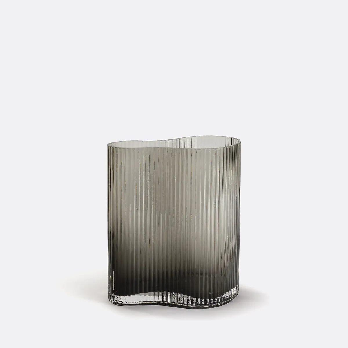 Vase En Verre Fumé Strié H21 Cm, Anija
