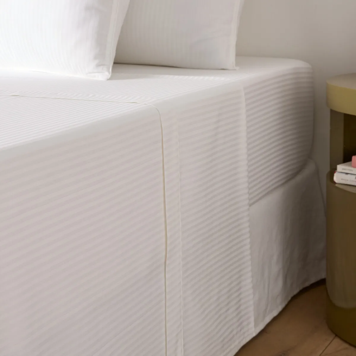 Drap Plat Uni En Satin De Coton, 153 Fils, Opale Rayé