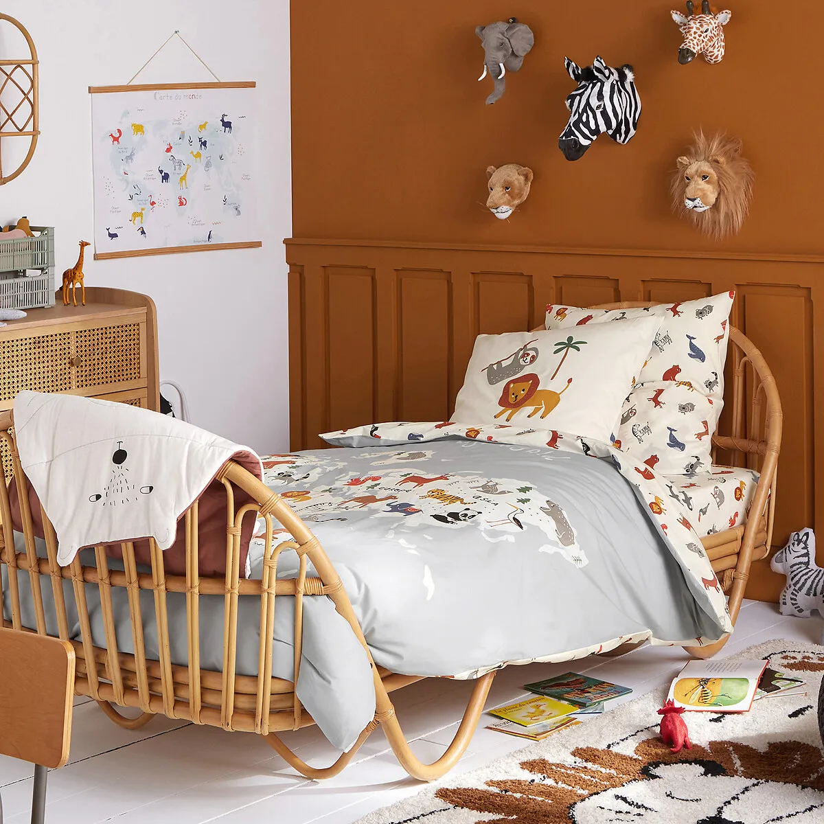 Lit Enfant Vintage En Rotin Avec Sommier Malu — vue 3