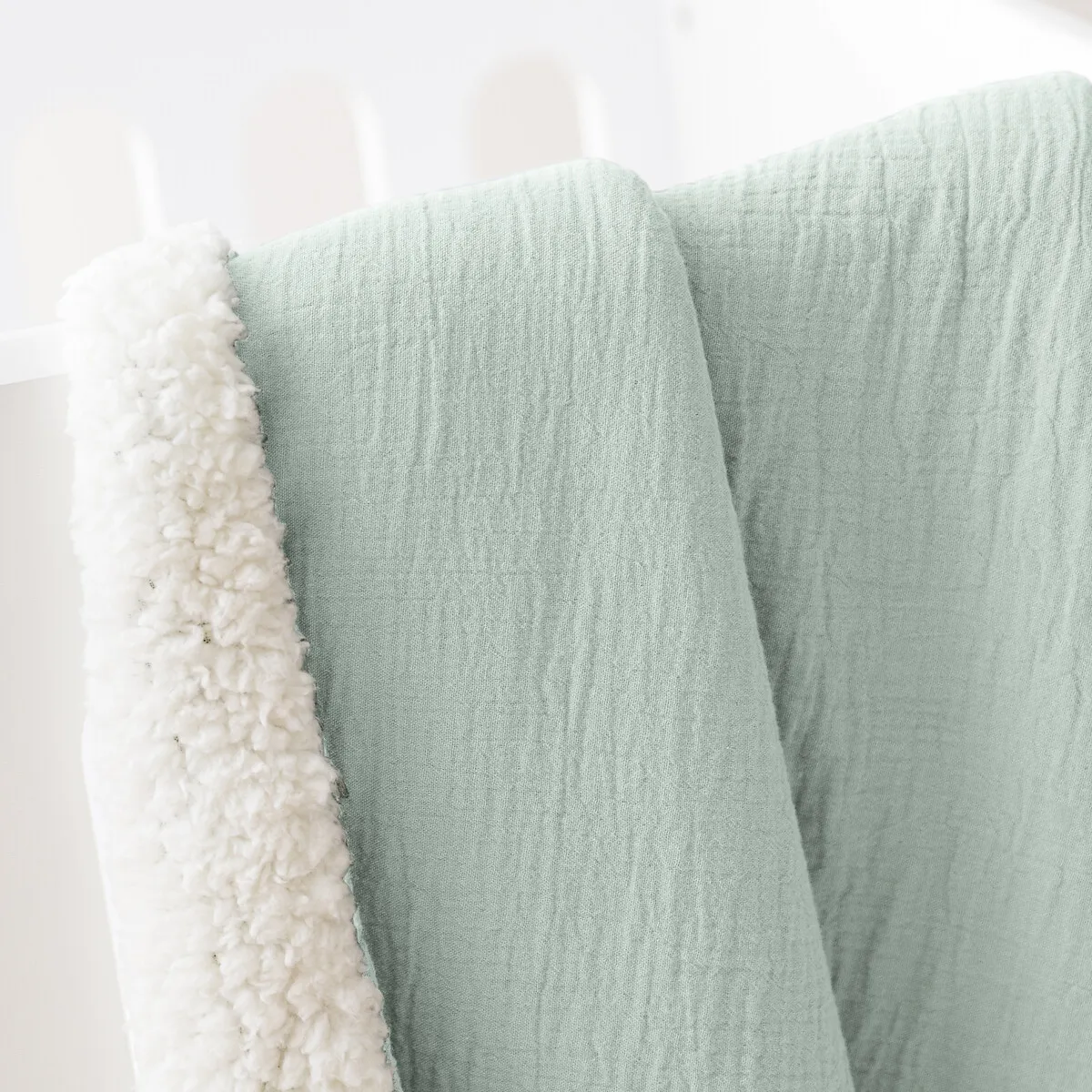 Couverture Unie Bébé Gaze Coton Et Sherpa Kumla — vue 3