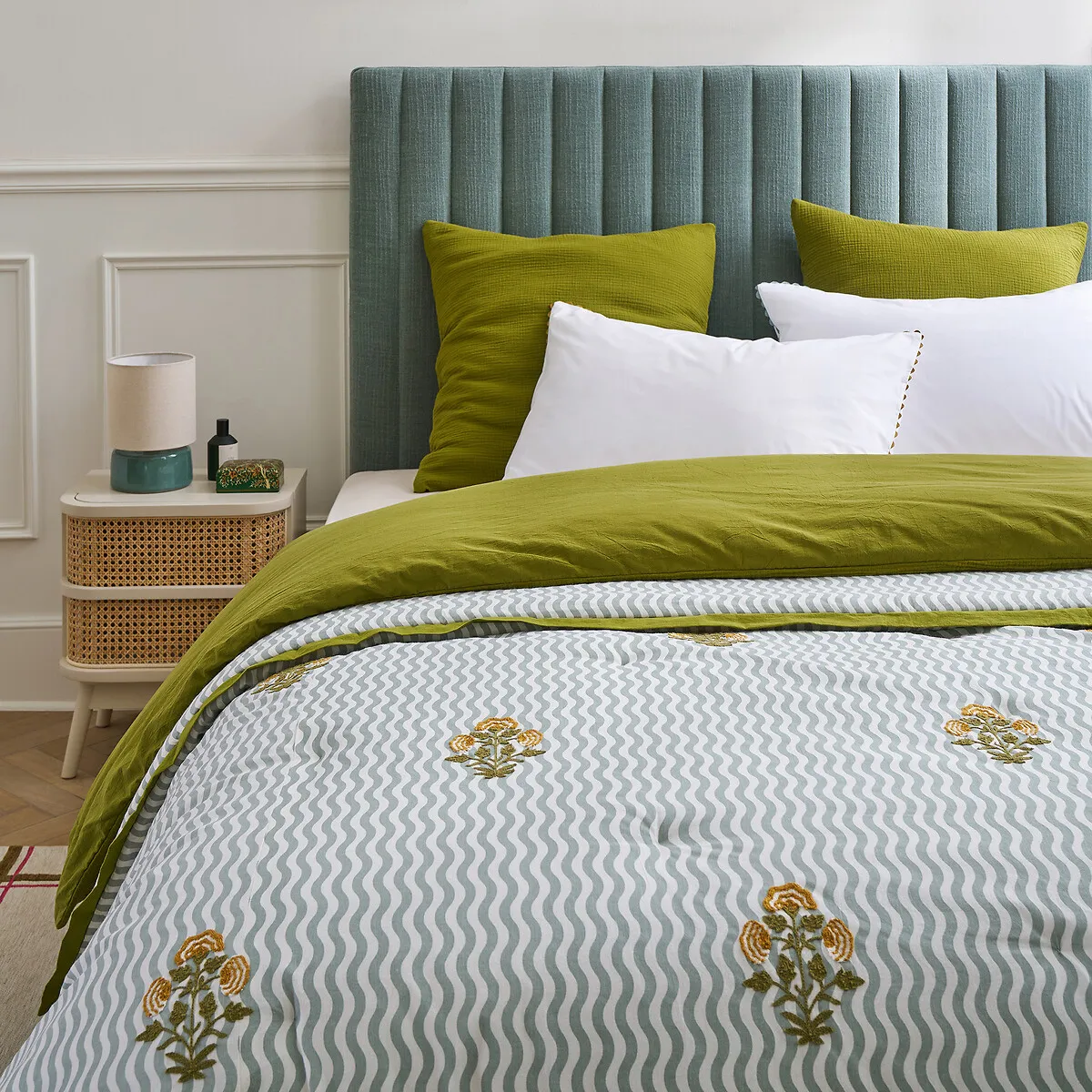 Couvre-lit Matelassé, Imprimé Rayures Et Broderies Fleurs, Coton, JANI — vue 3